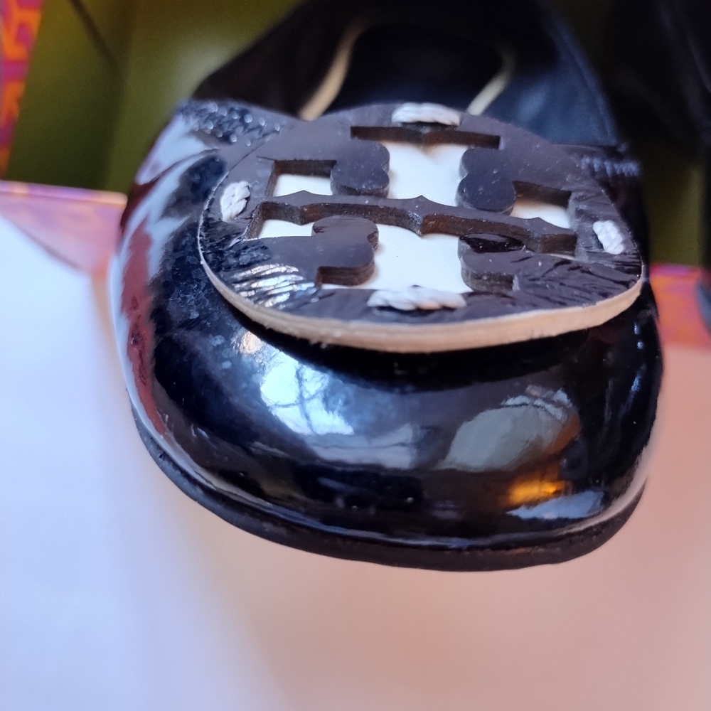 Tory Burch Reva Ballet Slip-On Flats Black Contrast Patent Leather Size 8 - Picture 13 of 16